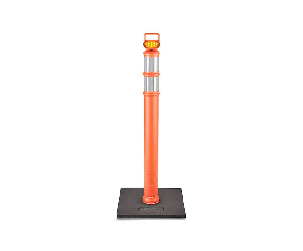 Delineator Post with Base - 45”, LED Light